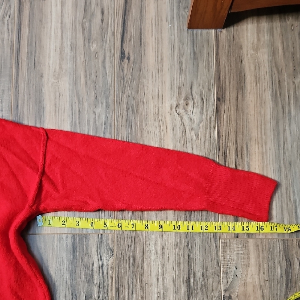 🤶🧑🏼‍🎄Vince Camuto Red "Merry" Holiday Sweater - Picture 7 of 8